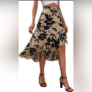 Women’s Black And Cream Floral Print High-Low Skirt with Elegant Asymmetrical